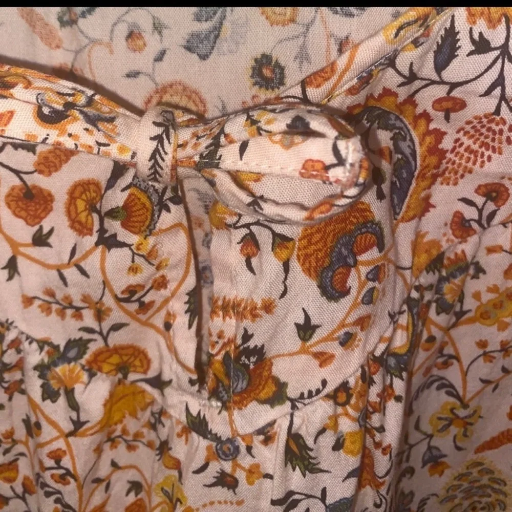 Old Navy Girls Floral Puff Sleeve Dress Size 8 Medium